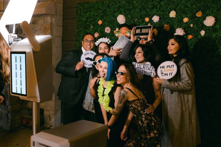 Get photo booth rental services for corporate event